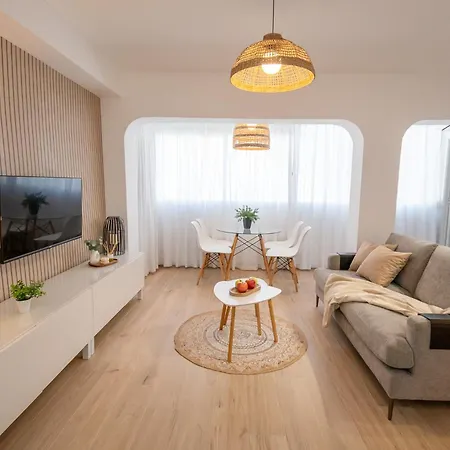 Alameda Centro Apartment *